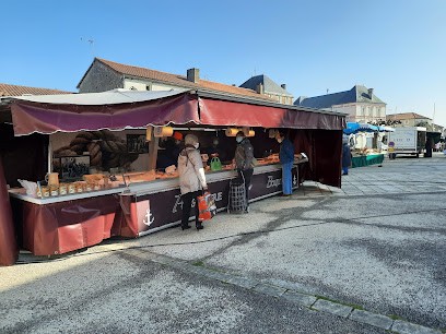 Marché du samedi, Marchés Alimentaire à Chasseneuil-sur-Bonnieure